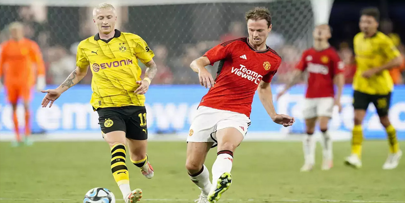 Borussia Dortmund Down Sloppy Manchester United  